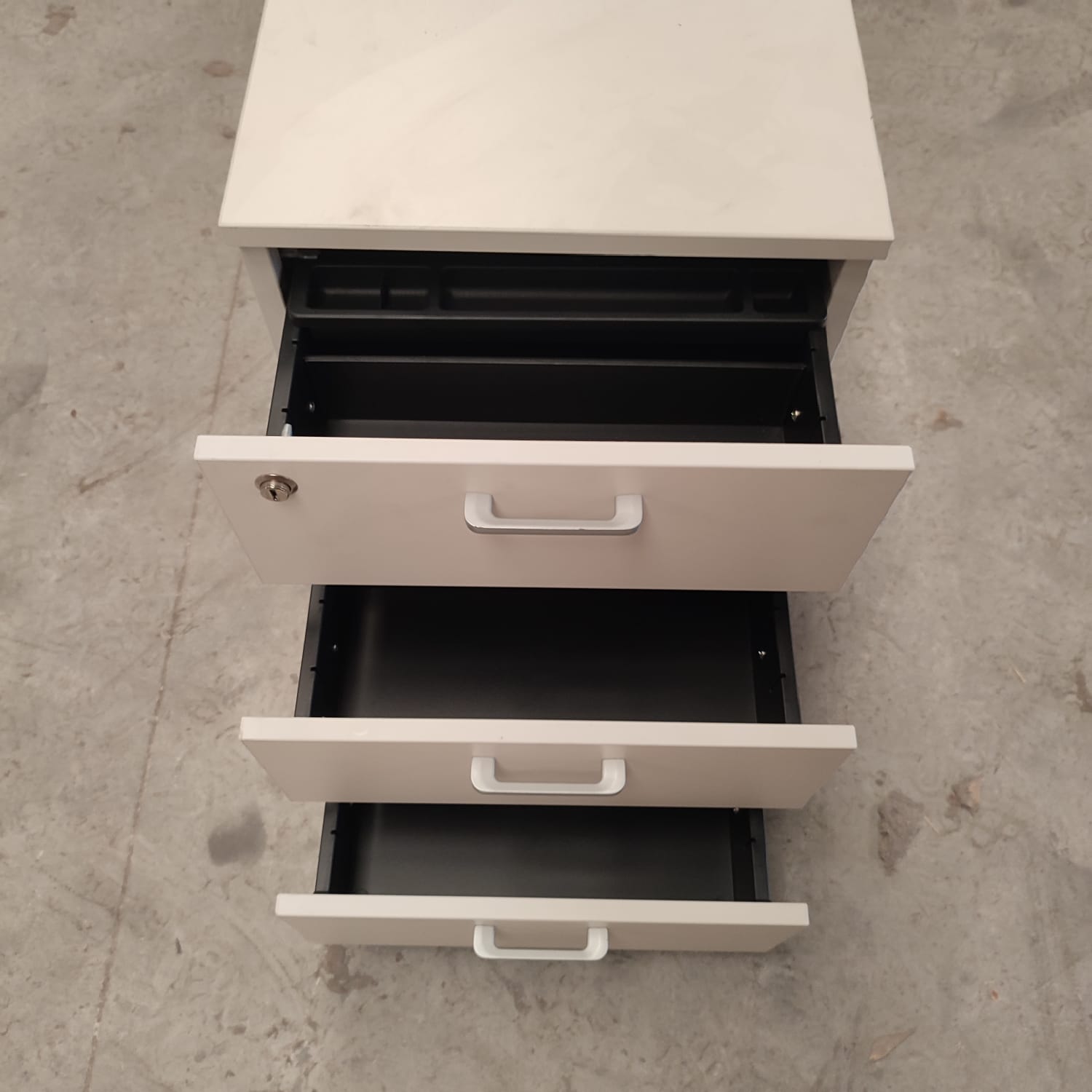 e0909a86 3f28 4d5d bd9a d54ea96b08b2