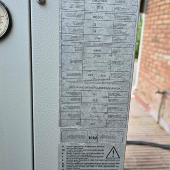 3fe7fe06 fcc9 4638 b57b 45853ba9808e