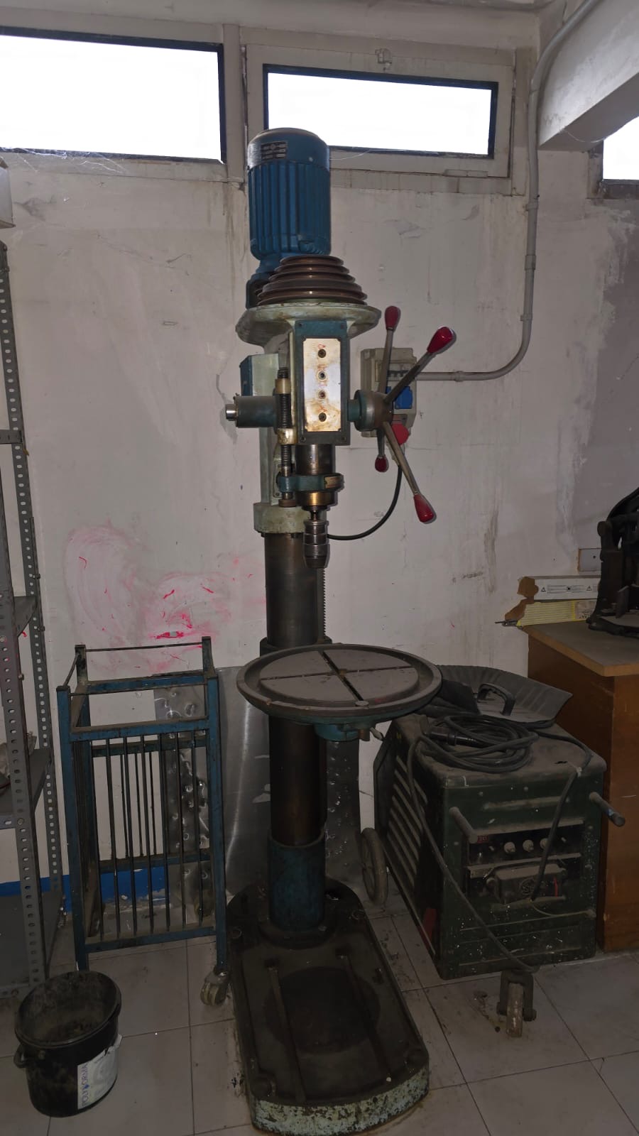 709E383C 007A 40A5 BE2D A0F1959E7EAD